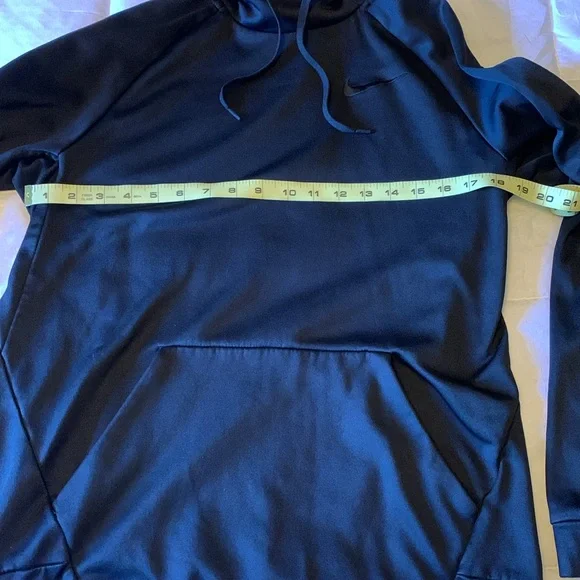 Nike Therma-fit hoodie - Picture 6 of 8